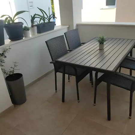 Apartment Apartman Branislava Pula